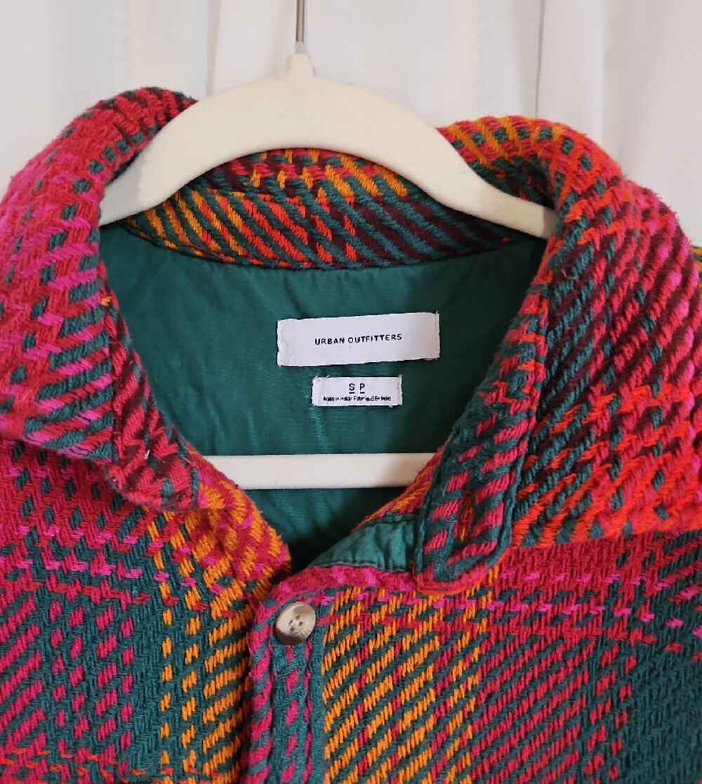 Urban Outfitters Oversized Plaid Shacket Cozy Multicolor Flannel Jacket - Size S - Picture 3 of 8